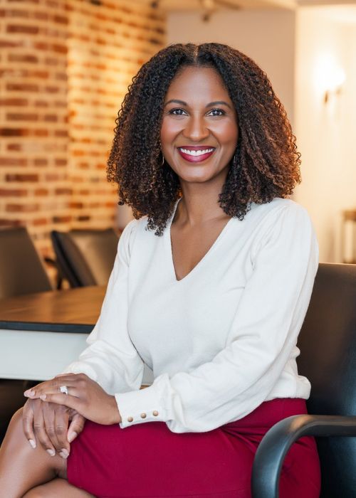 Twila Glenn corporate headshot portrait in Harrisburg PA